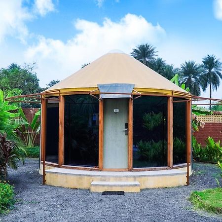 Shanti Resorts Valsad Екстер'єр фото